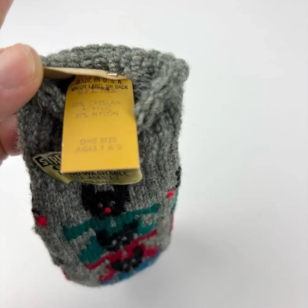 Vintage 60’s Creslan Kids Mittens NWT Deadstock